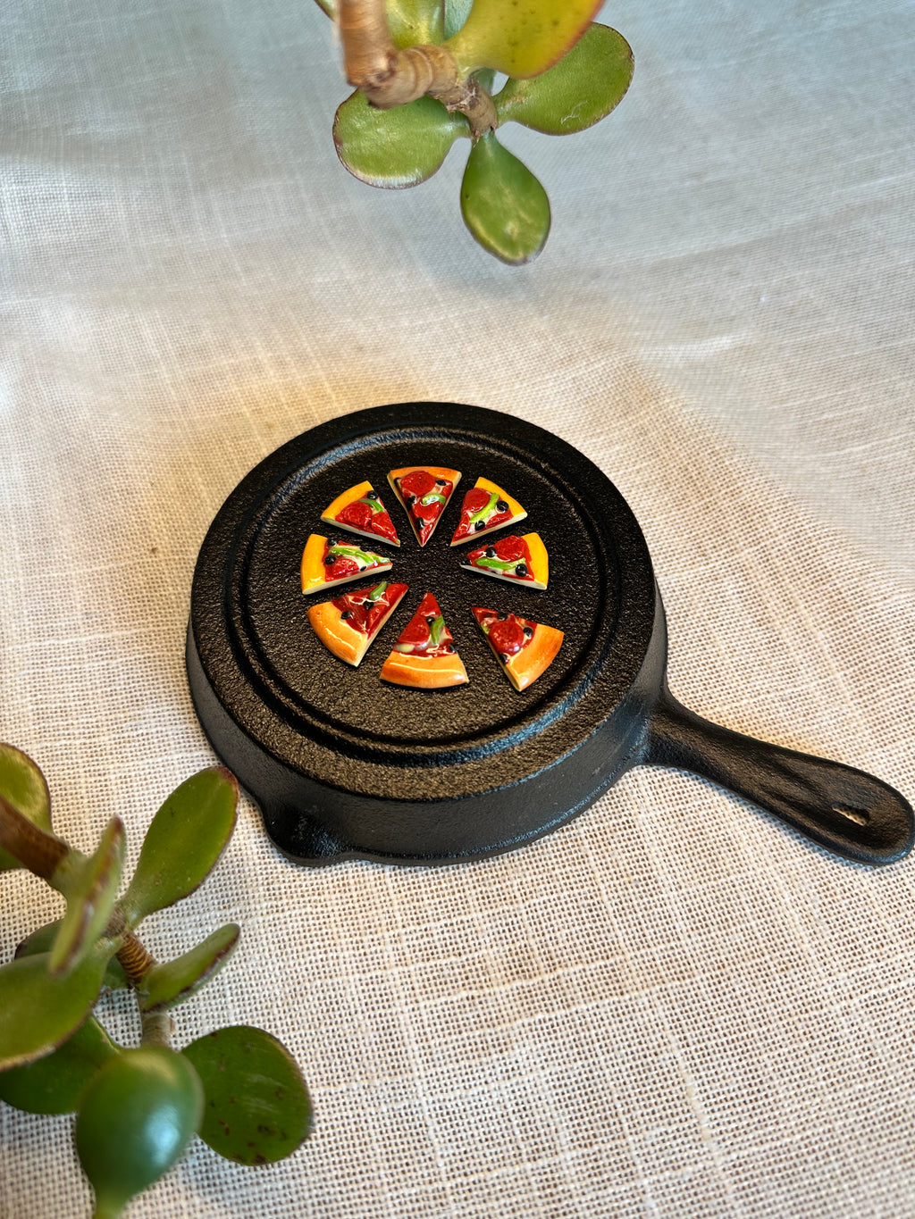 Green Pepper Pizza Magnet